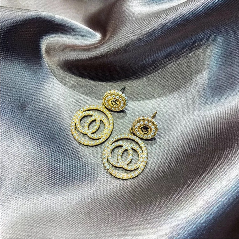New 18k gold white pearl earrings ear ring set - Picture 7 of 9